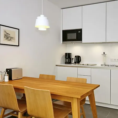 Apartment Linden-palais 21 *